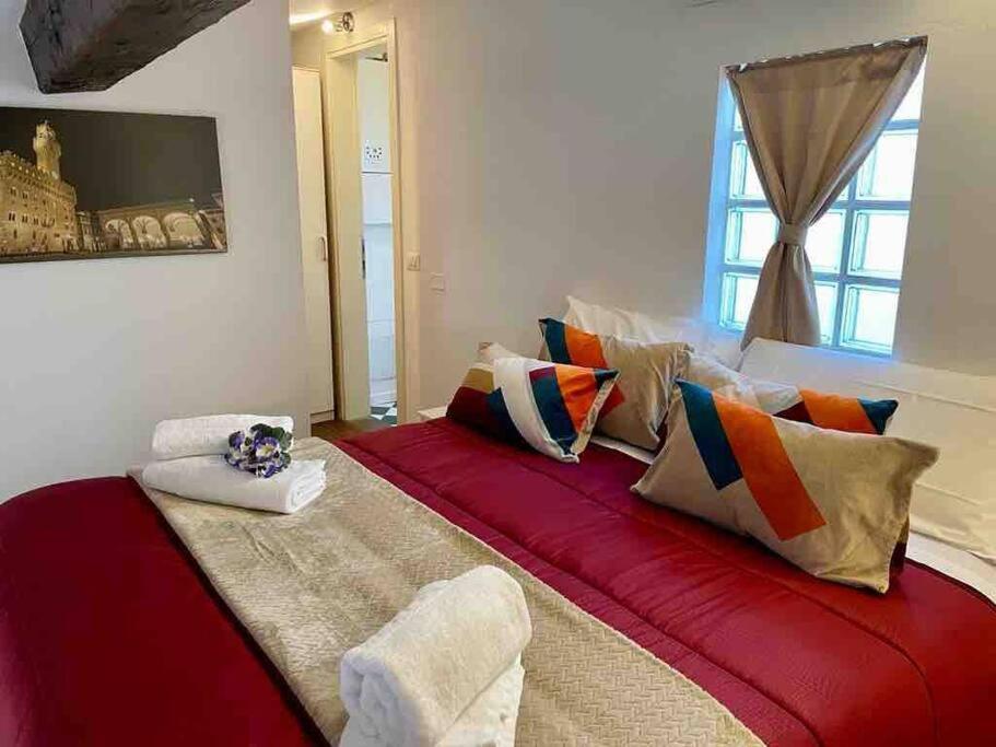 Novella'S Loft Near Santa Maria Novella Station Apartment ฟลอเรนซ์ ภายนอก รูปภาพ